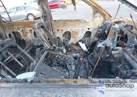 2018 Cadillac Escalade Esv Luxury z USA, uszkodzony, nr VIN 1GYS3HKJ5JR223307